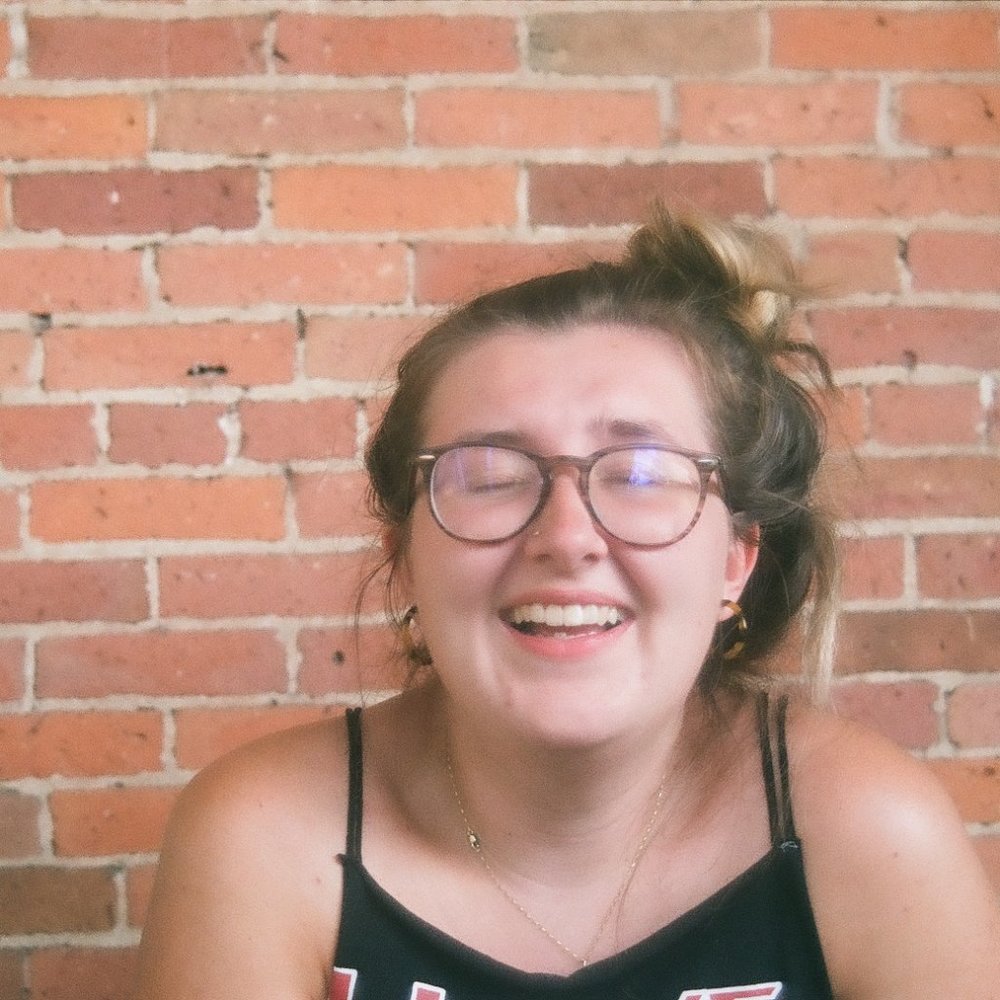 Meet your Posher, Abby